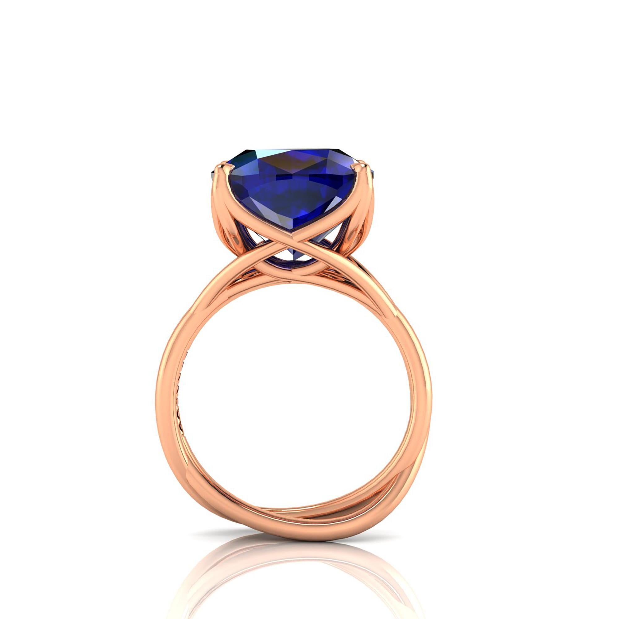 GIA Certified 9.23 Carat Tanzanite Cushion Cut in 18 Karat Gold Cocktail Ring In New Condition For Sale In New York, NY