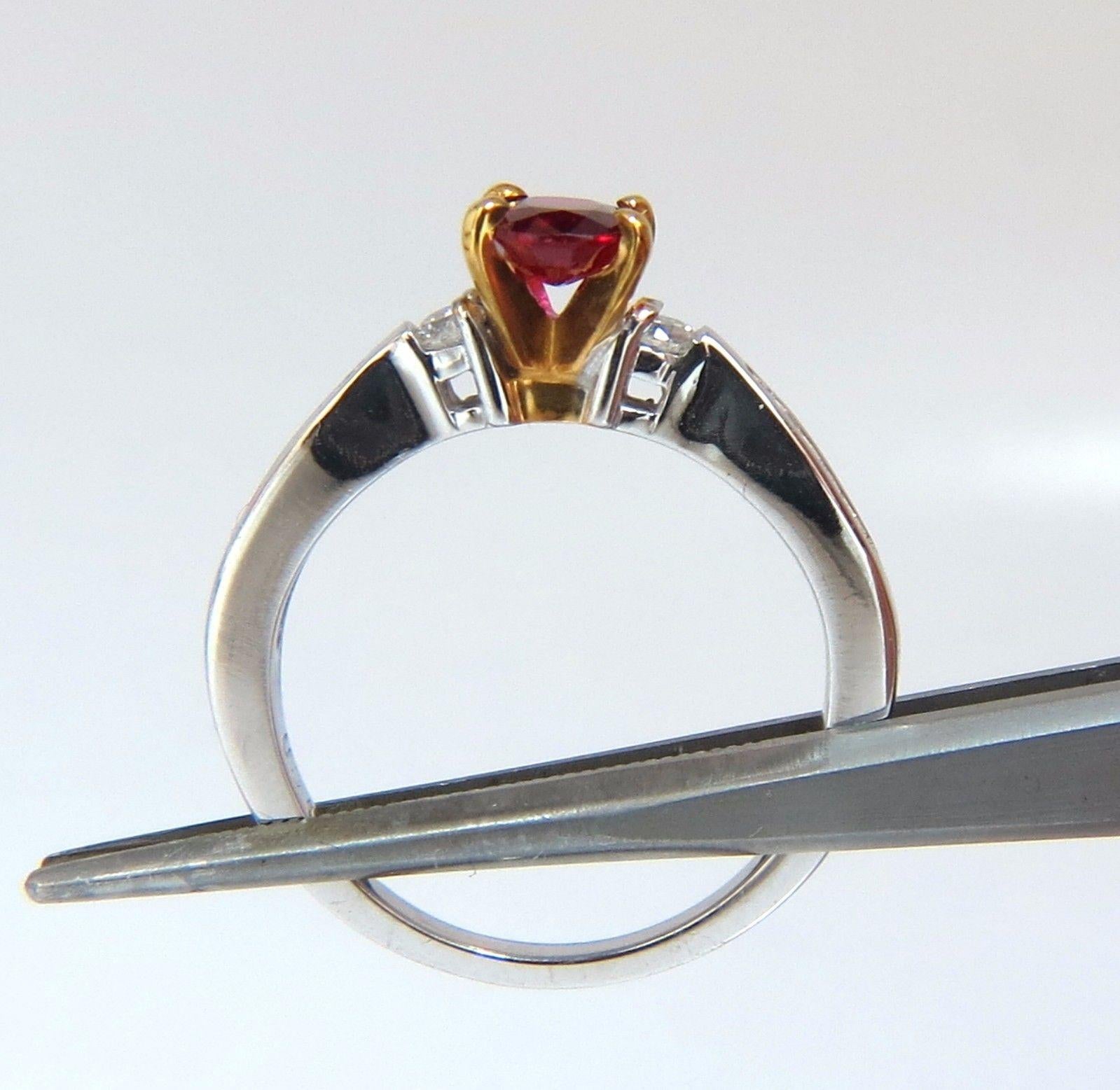 Oval Cut GIA Certified .98 Carat Natural Ruby Ring 14 Karat For Sale