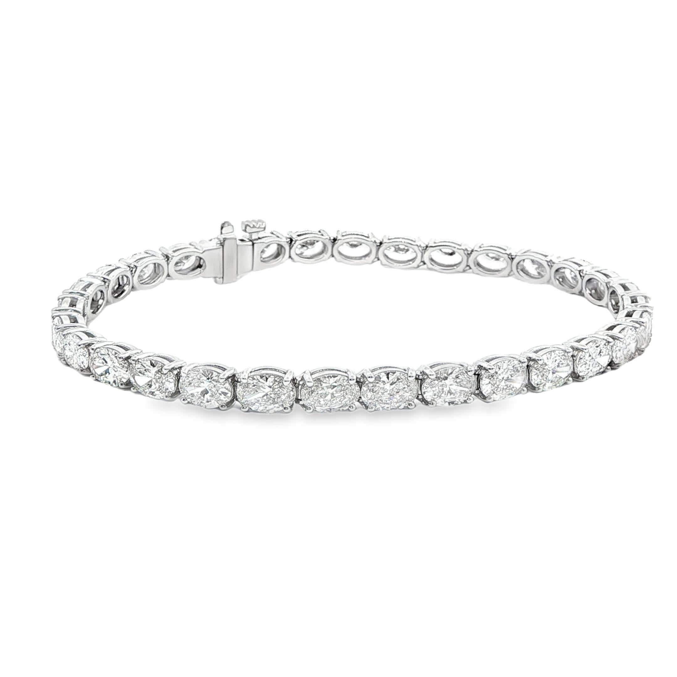 Pulsera de tenis con diamantes talla oval de 9,90 quilates certificados por el GIA en oro blanco de 14 quilates en venta 5