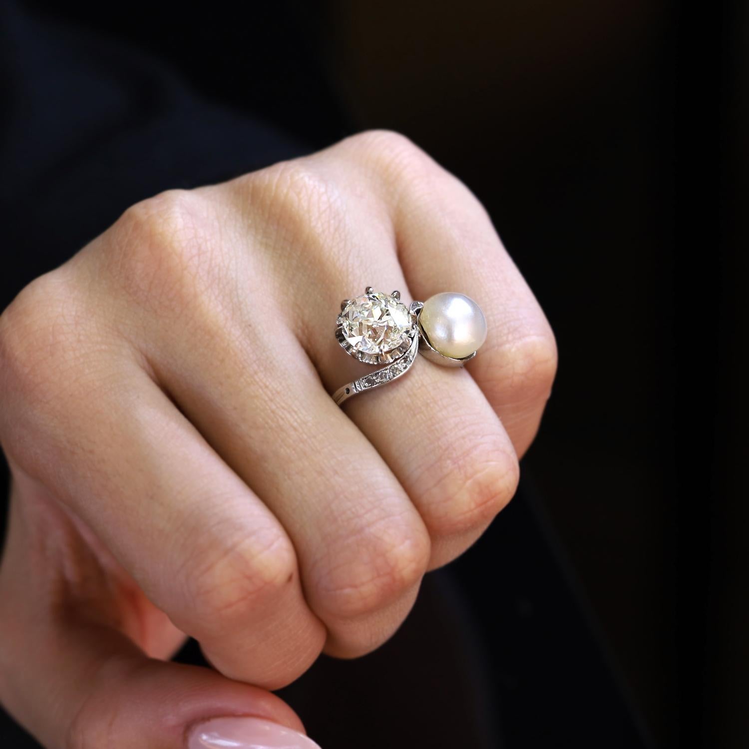 Old European Cut GIA Certified Antique 3.21 Carat Diamond and Natural Pearl Toi et Moi Ring For Sale