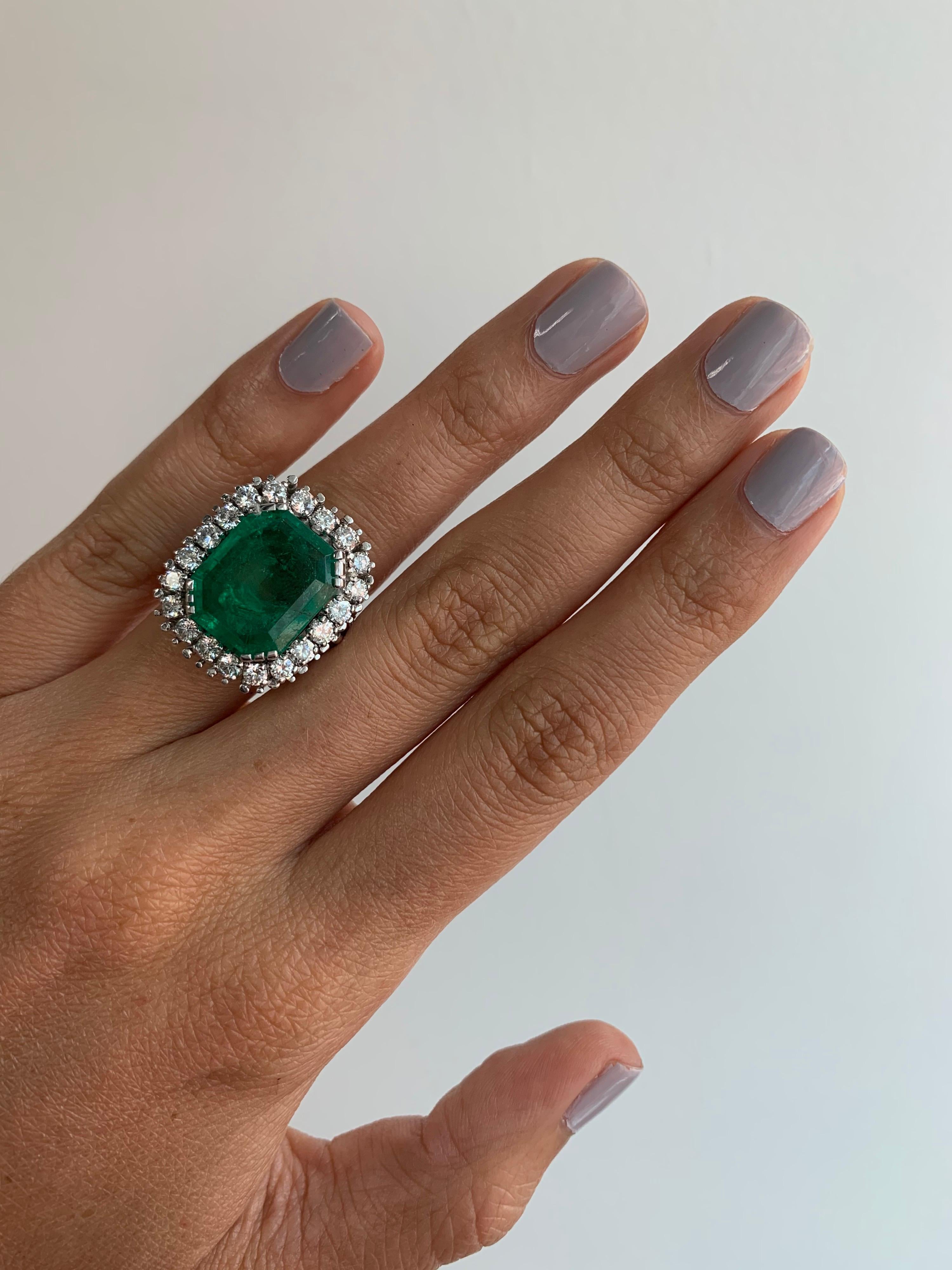 Women's GIA Certified Antique Style Diamond & Emerald Cocktail Ring
