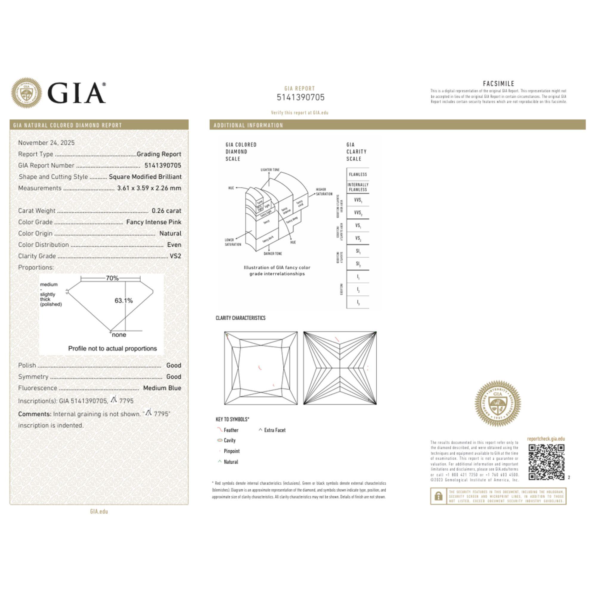Diamante rosa Argyle intenso de fantasía natural de 0,26 quilates, certificado por el GIA, en talla brillante cuadrada modificada (princesa), con un peso de 0,26 quilates y claridad VS2, que mide 3,61 x 3,59 x 2,26 mm. Presenta una distribución