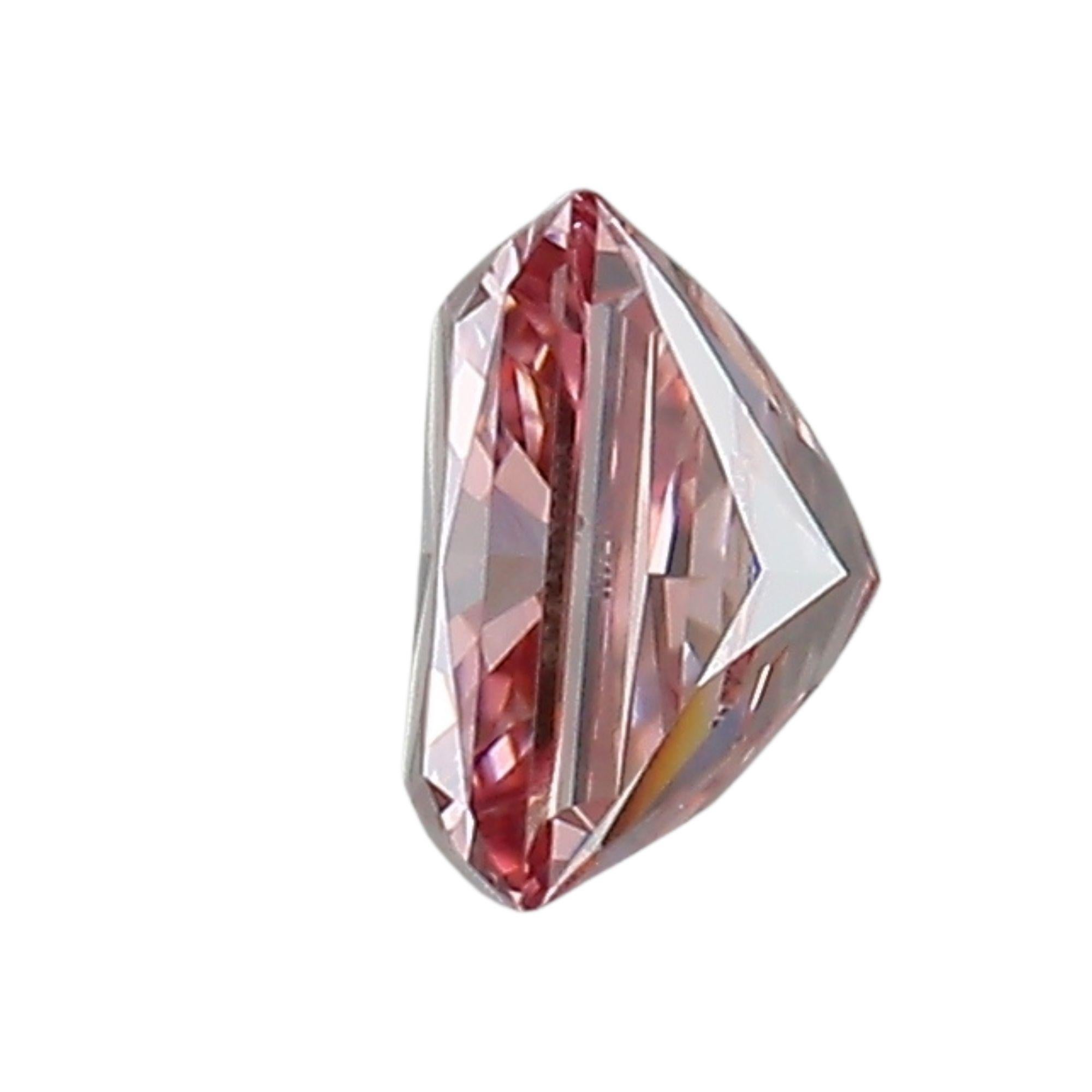 Diamante suelto Argyle Fancy Intense de 0,26 quilates y talla princesa certificado por GIA en Bueno estado para la venta en Miami, FL