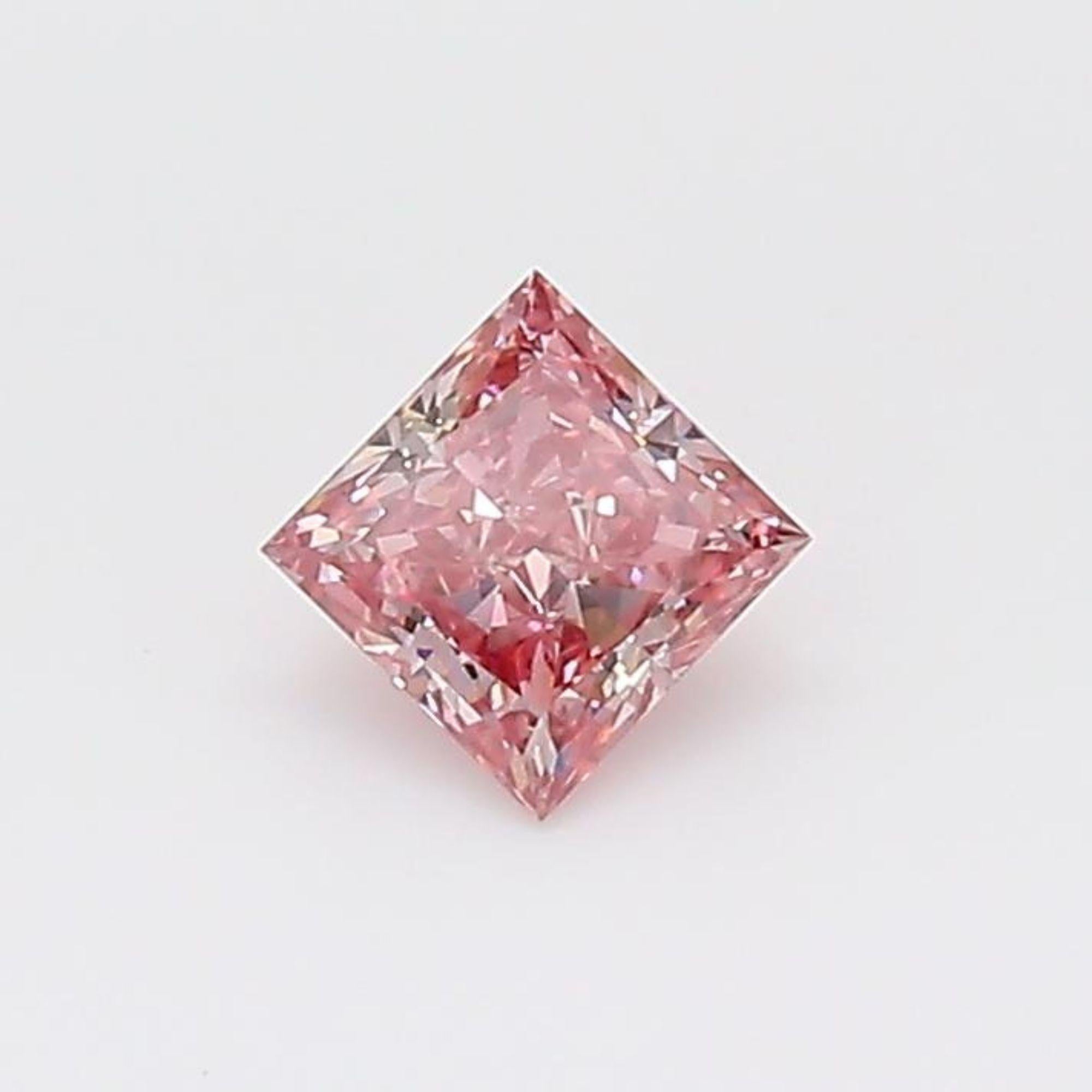 Diamante suelto Argyle Fancy Intense de 0,26 quilates y talla princesa certificado por GIA en venta 2