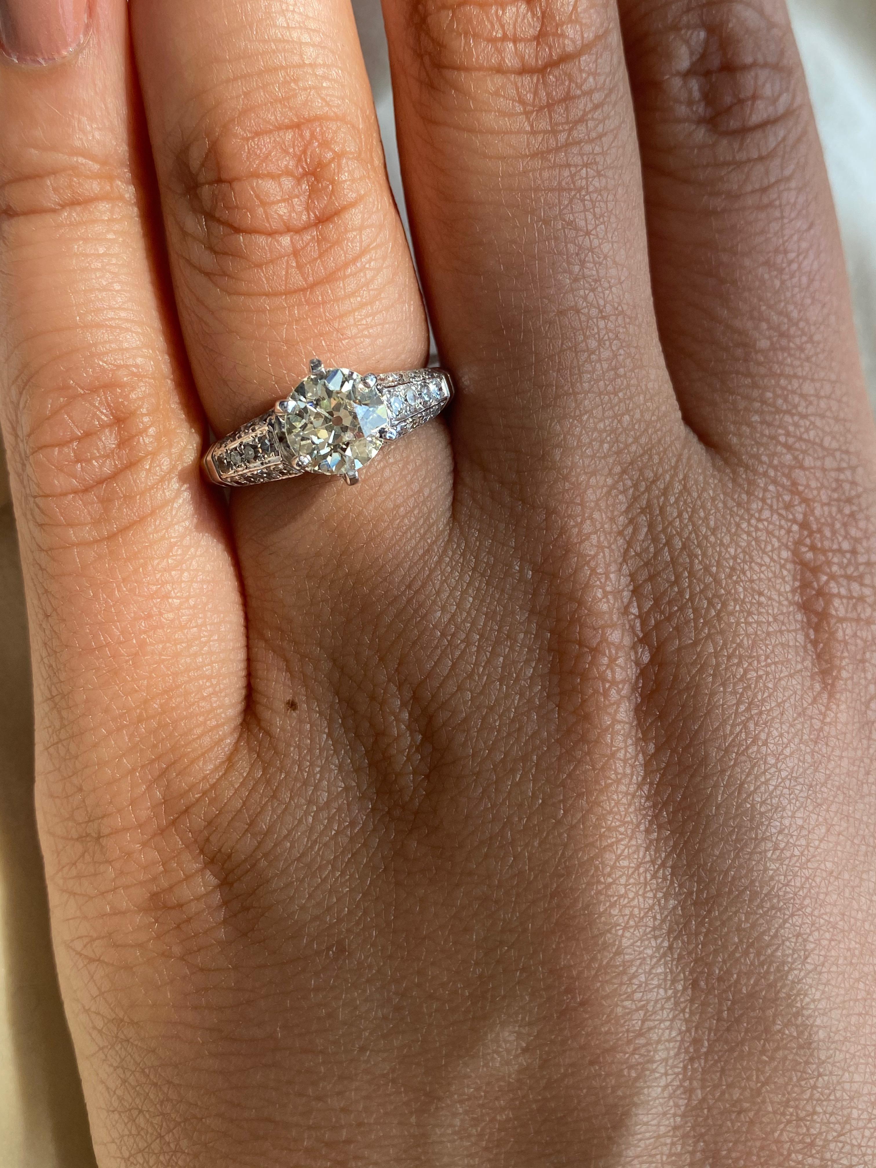 GIA zertifiziert Art Deco 1,87 Gesamtkaratgewicht Diamant-Verlobungsring für Damen oder Herren im Angebot