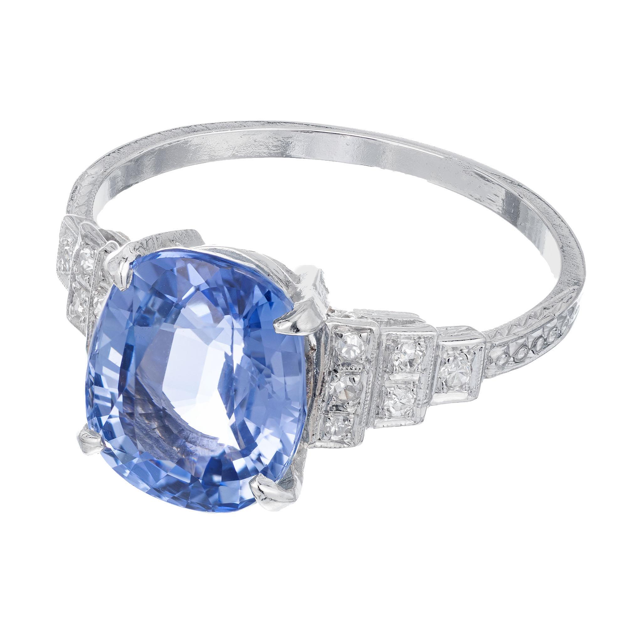 Taille ovale Bague de fiançailles Art déco en platine avec diamants et saphir de 4,51 carats certifié par le GIA en vente