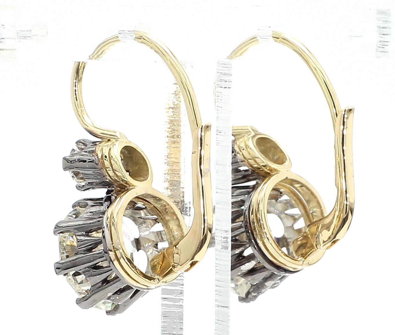 Orecchini in oro 18K con diamanti Art Deco da 6,02 carati certificati GIA In condizioni buone in vendita a New York, NY
