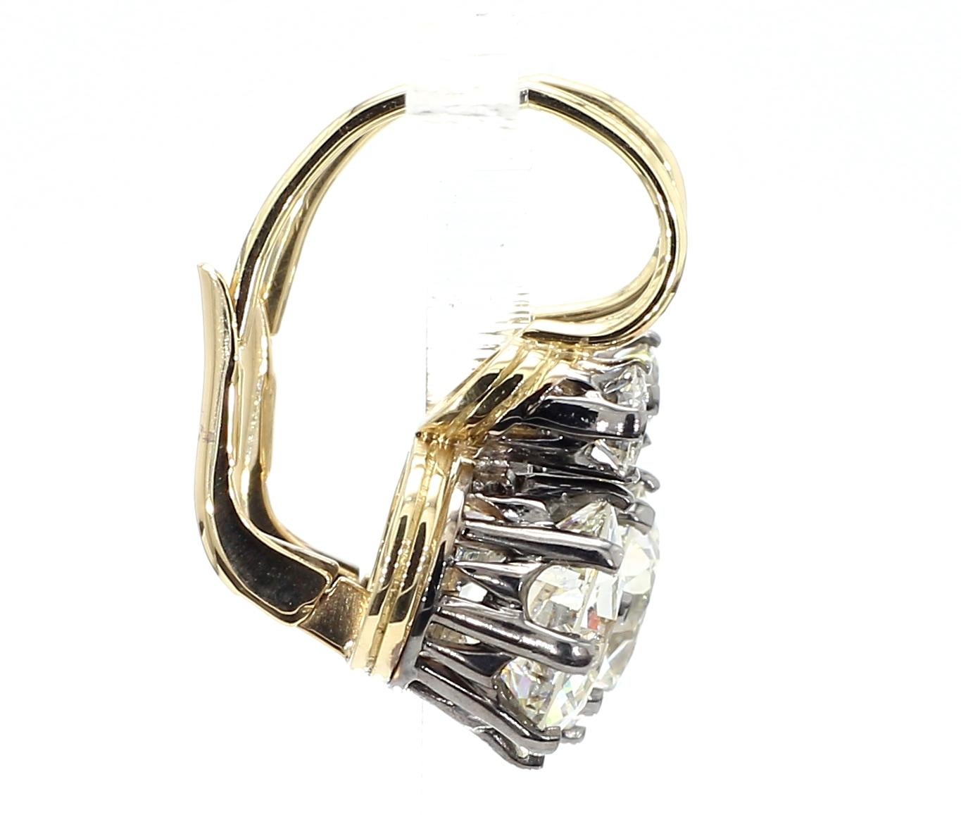 Orecchini in oro 18K con diamanti Art Deco da 6,02 carati certificati GIA in vendita 2