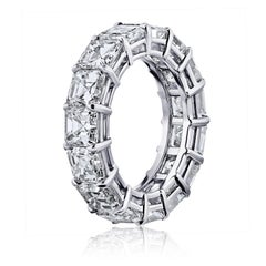 Anello di diamanti con taglio Asscher certificato GIA da 7,50 carati, fascia di eternità in platino