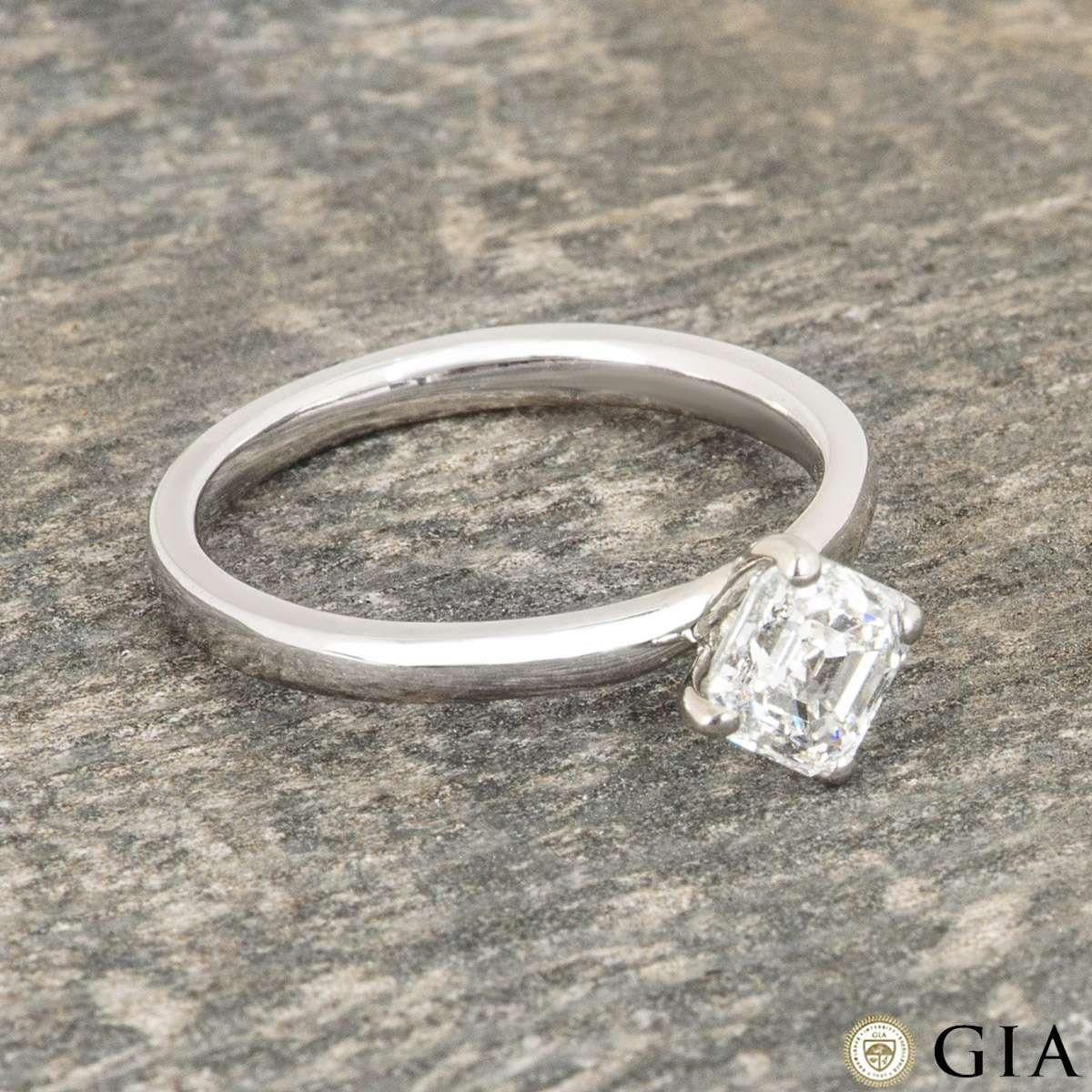 GIA Certified Asscher Cut Diamond Ring in Platinum 1.00ct G/VS2 For Sale 2