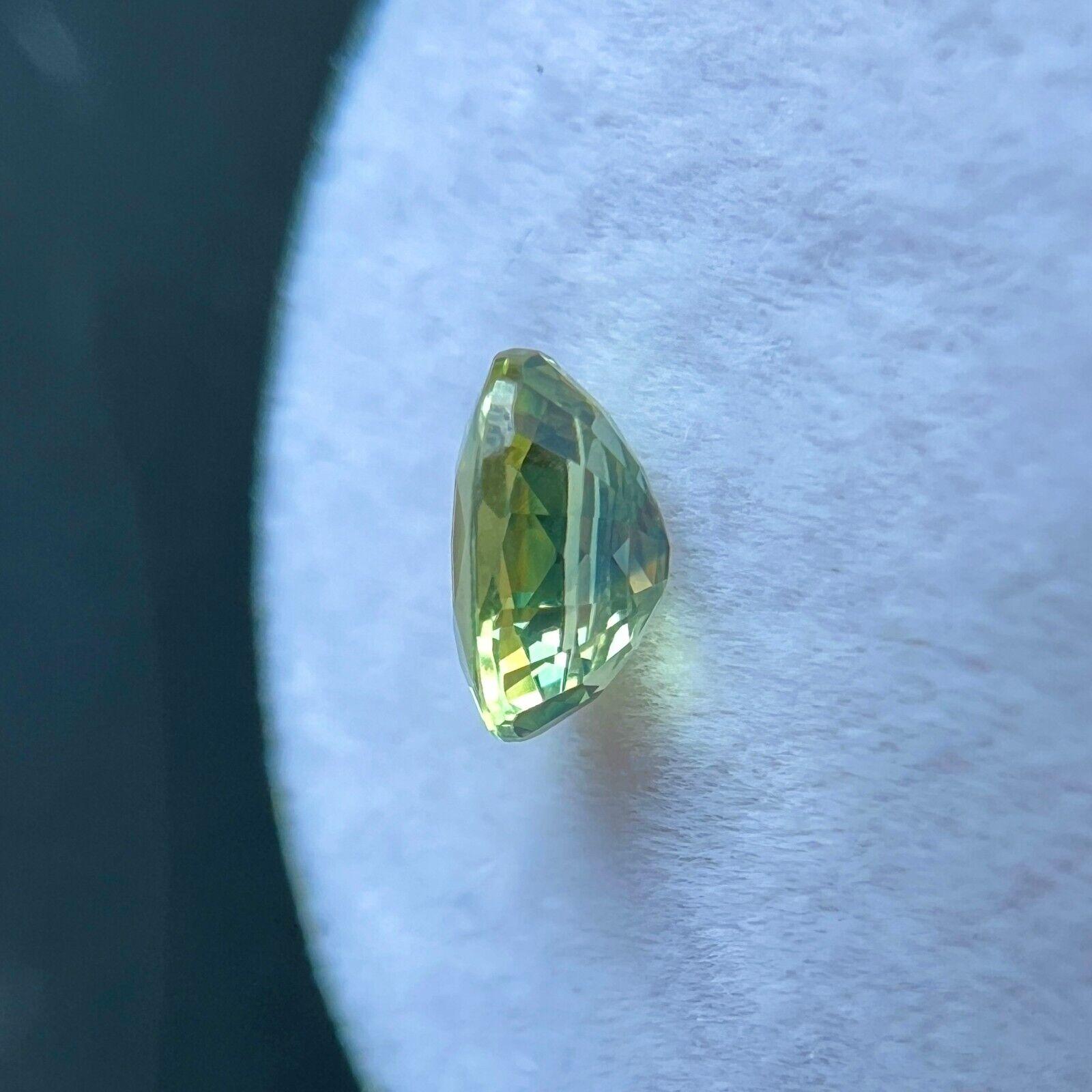 Gia Certified Australian Parti Colour Sapphire 0.86ct Yellow Green Blue Oval Cut For Sale 4
