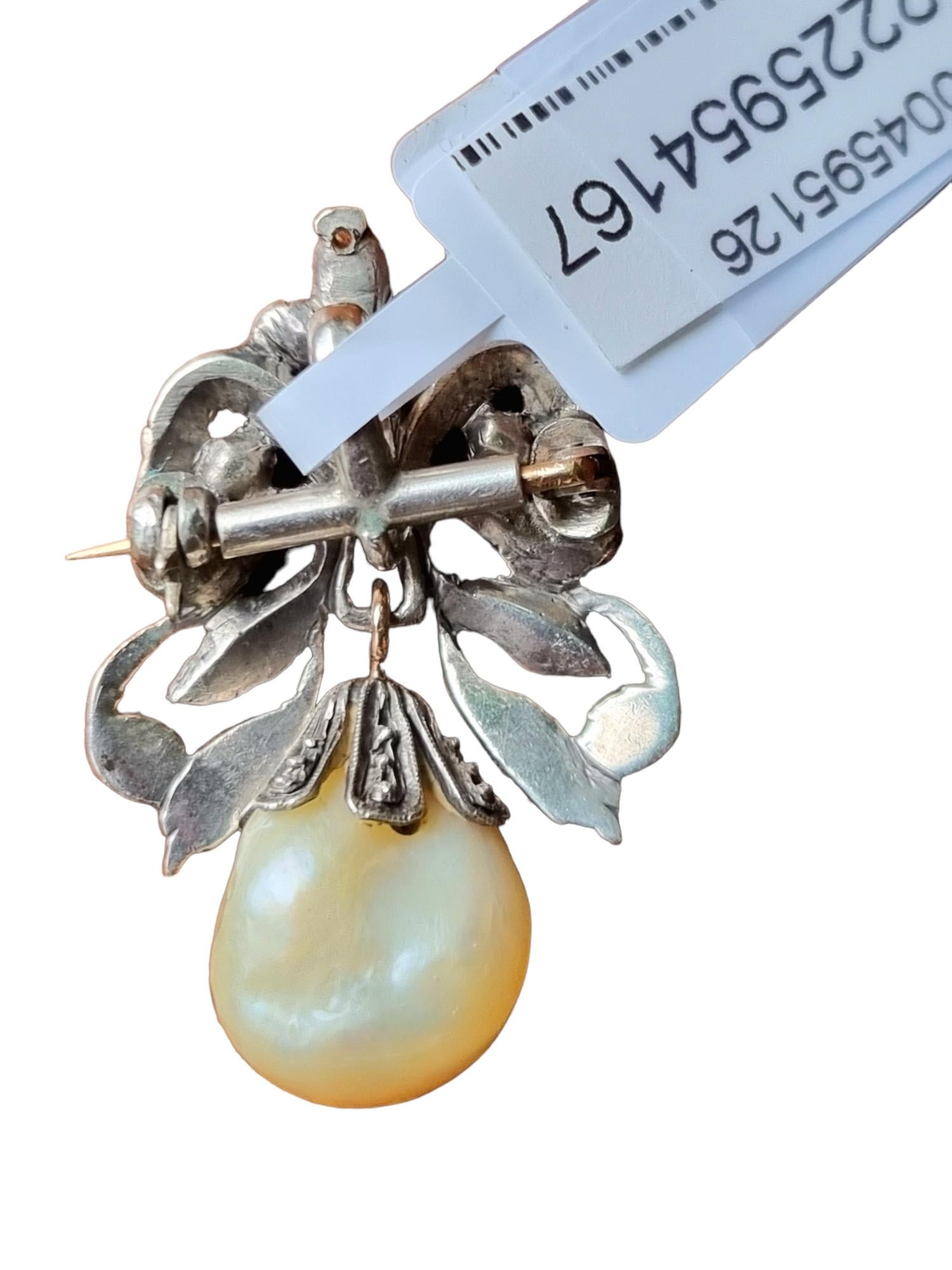 Women's GIA Certified Basra Natural Saltwater Pearl & Diamond Pendant/Brooch For Sale