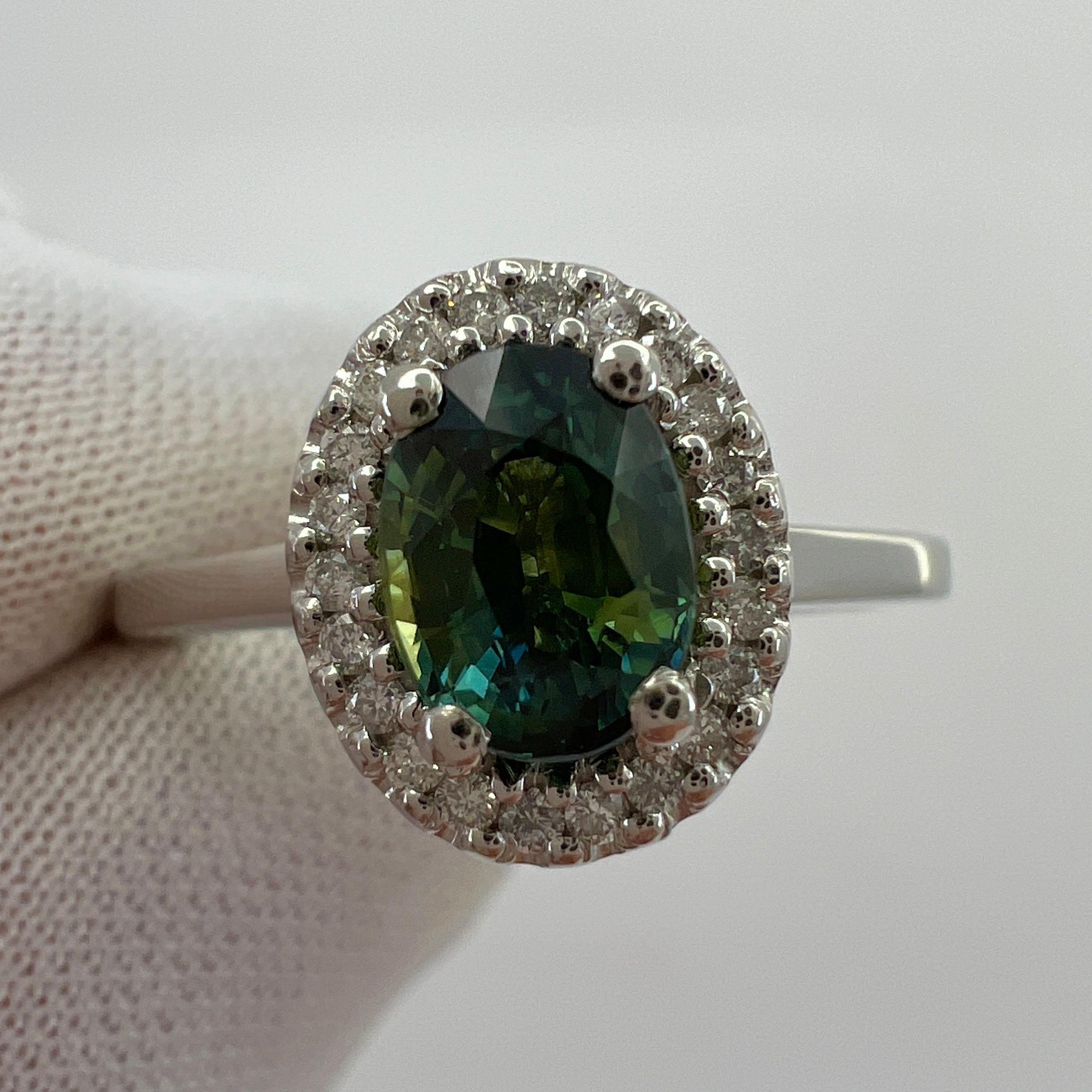GIA Certified Bi Colour No Heat Green Blue Sapphire & Diamond Platinum Halo Ring In New Condition For Sale In Birmingham, GB
