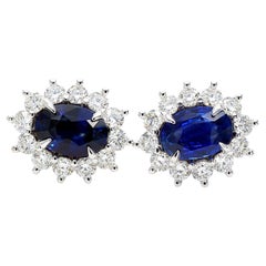 Orecchini in oro con zaffiro blu ovale e diamante da 5,83 carati TW certificati GIA