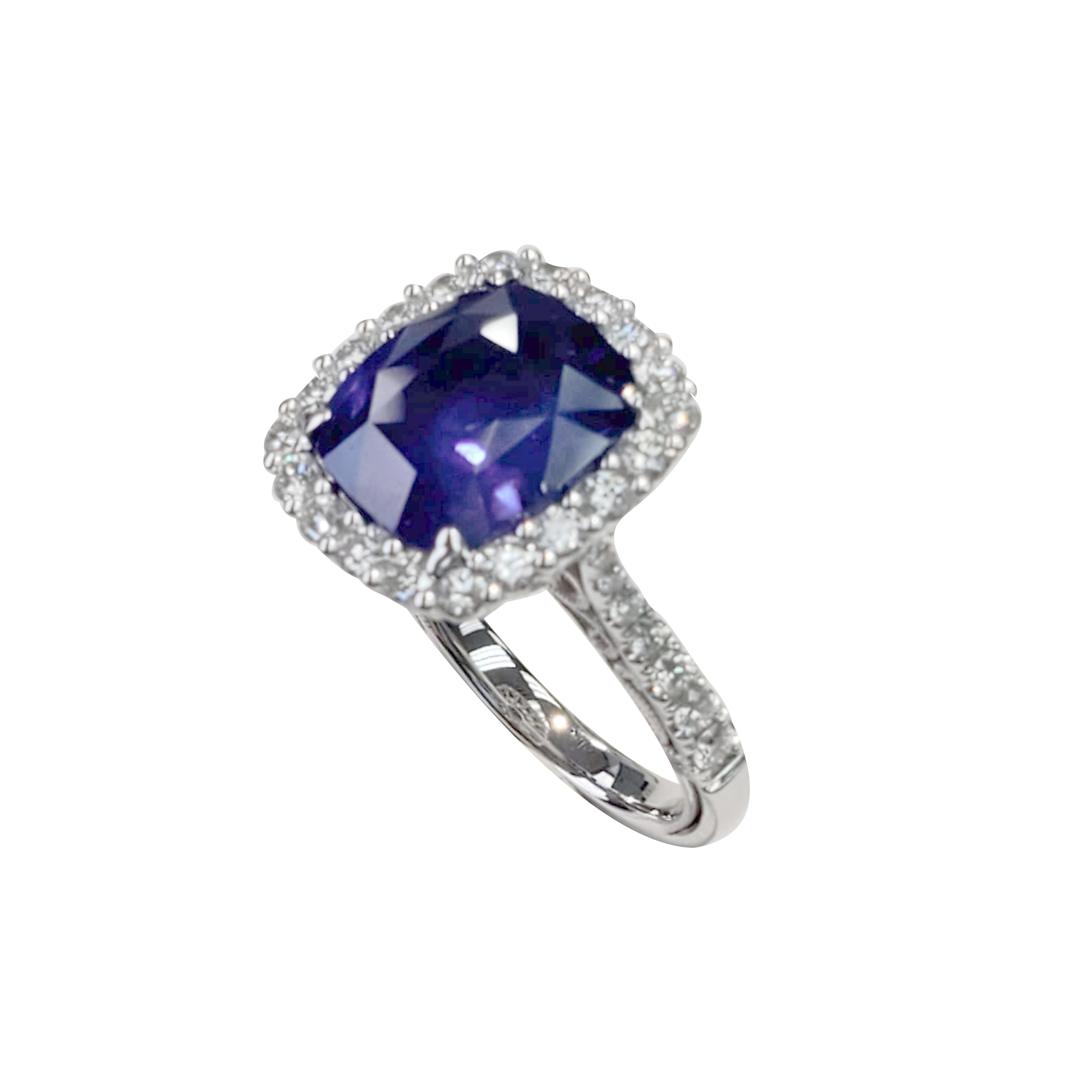 GIA Certified

Blue Sapphire - 5.66ct

White Diamond - 0.95ct

White Gold - 18k 

