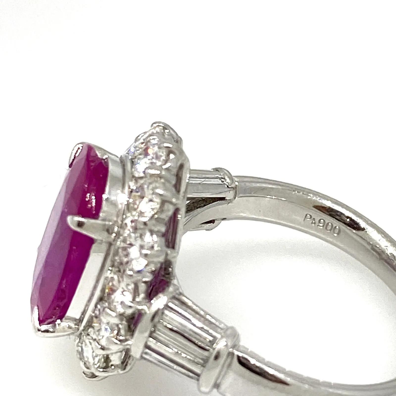 Platinring, GIA-zertifizierter burmesischer erhitzter Rubin 4,74 Karat, ovaler Diamant im Angebot 1