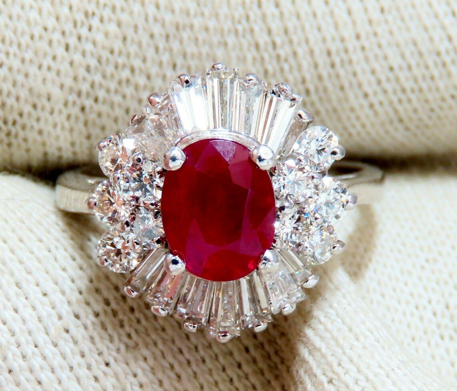 Oval Cut GIA Certified Burma Ruby 1.75ct Ballerina Cocktail Diamond Ring 14kt For Sale