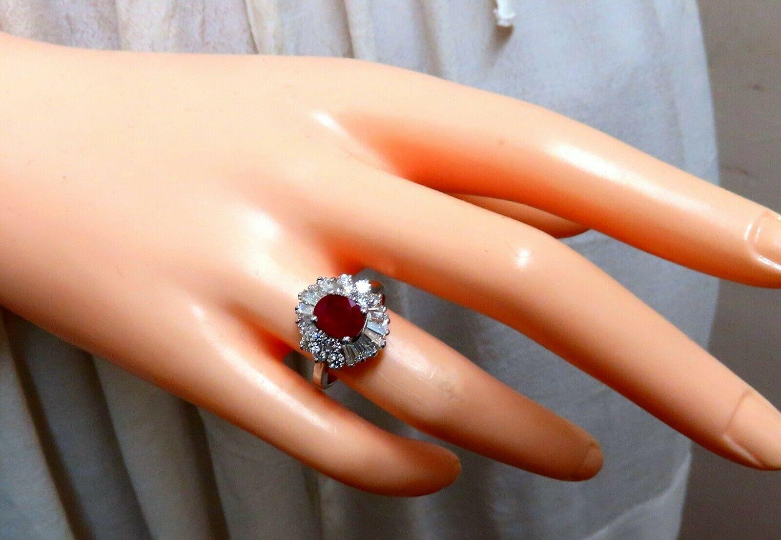 Women's or Men's GIA Certified Burma Ruby 1.75ct Ballerina Cocktail Diamond Ring 14kt For Sale
