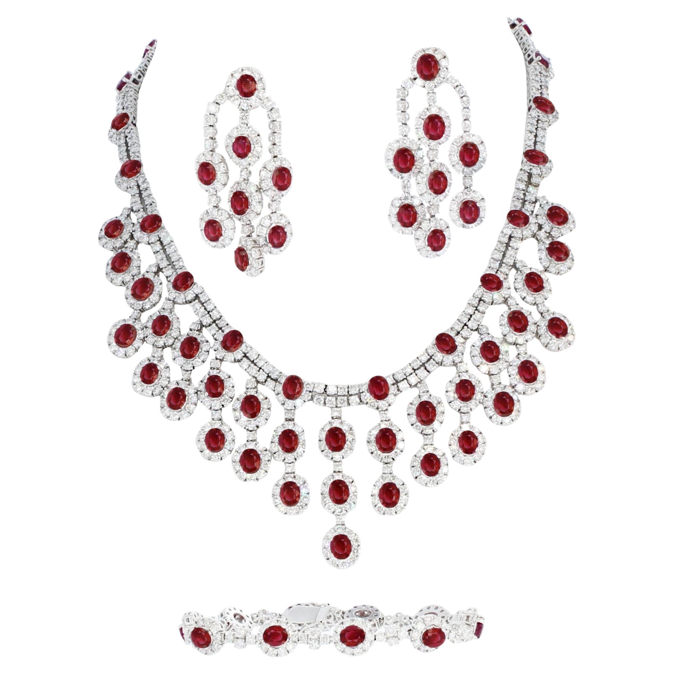 GIA zertifizierte Burma Rubin und Diamant Halskette, Ohrringe und Armband Set