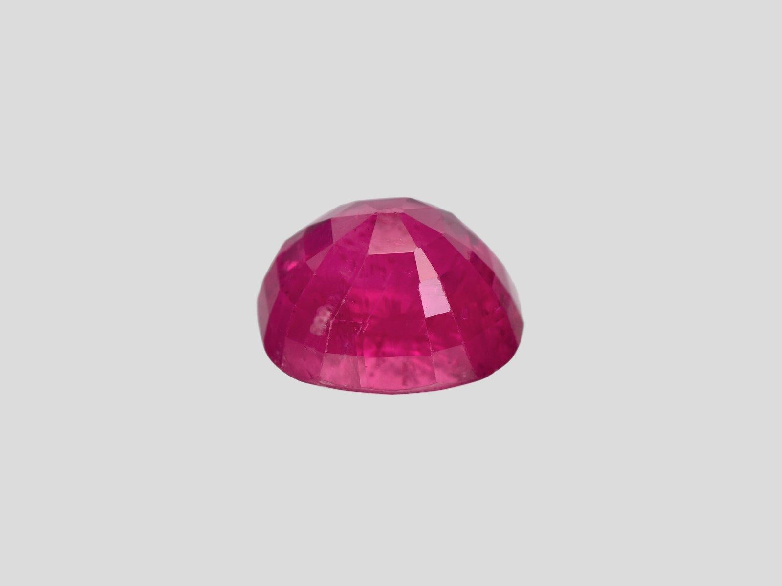 Taille ovale GIA Certified BURMESE NO HEAT Red Ruby Bague diamant rubis 7 carats sans chaleur en vente
