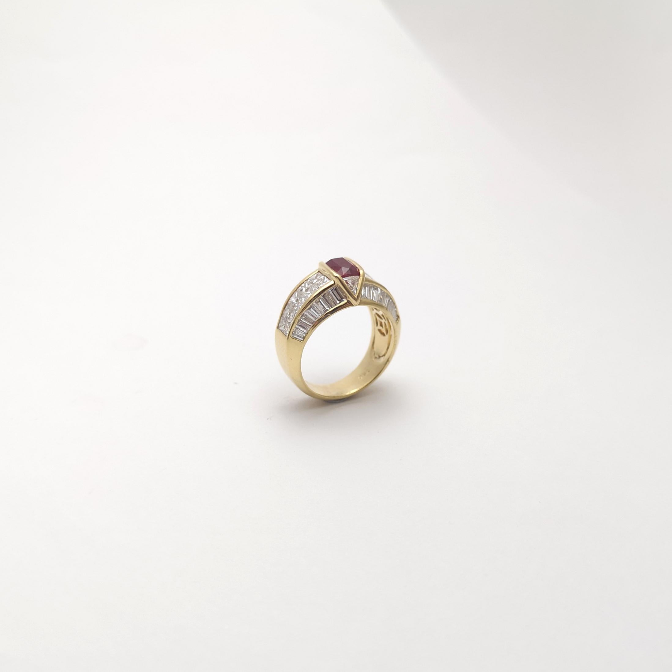 GIA Certified Burmese Pigeon's Blood Ruby and Diamond Ring set in 18K Gold For Sale 4