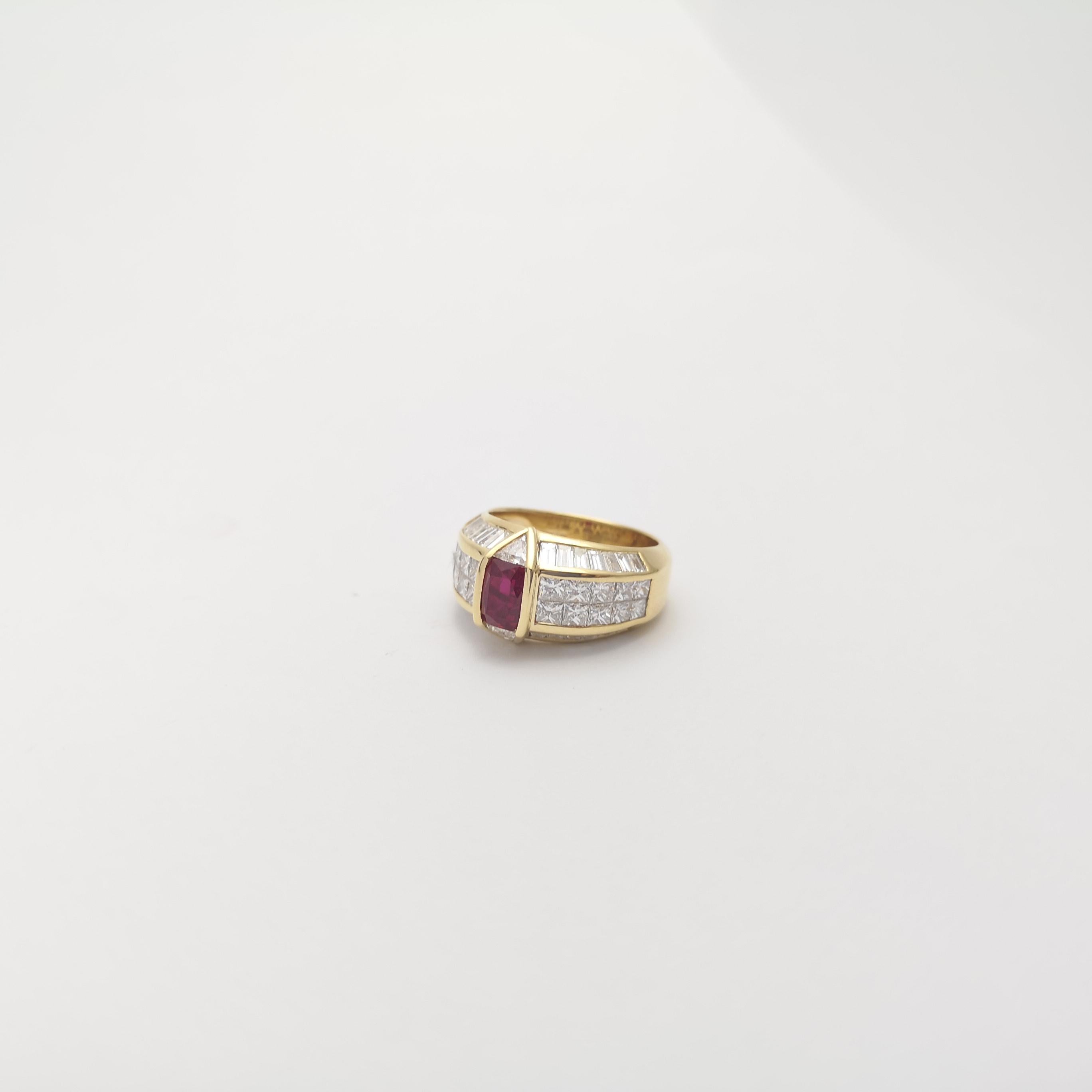 GIA Certified Burmese Pigeon's Blood Ruby and Diamond Ring set in 18K Gold For Sale 2