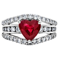 Bague en forme de cœur avec diamant et rubis birman certifié GIA