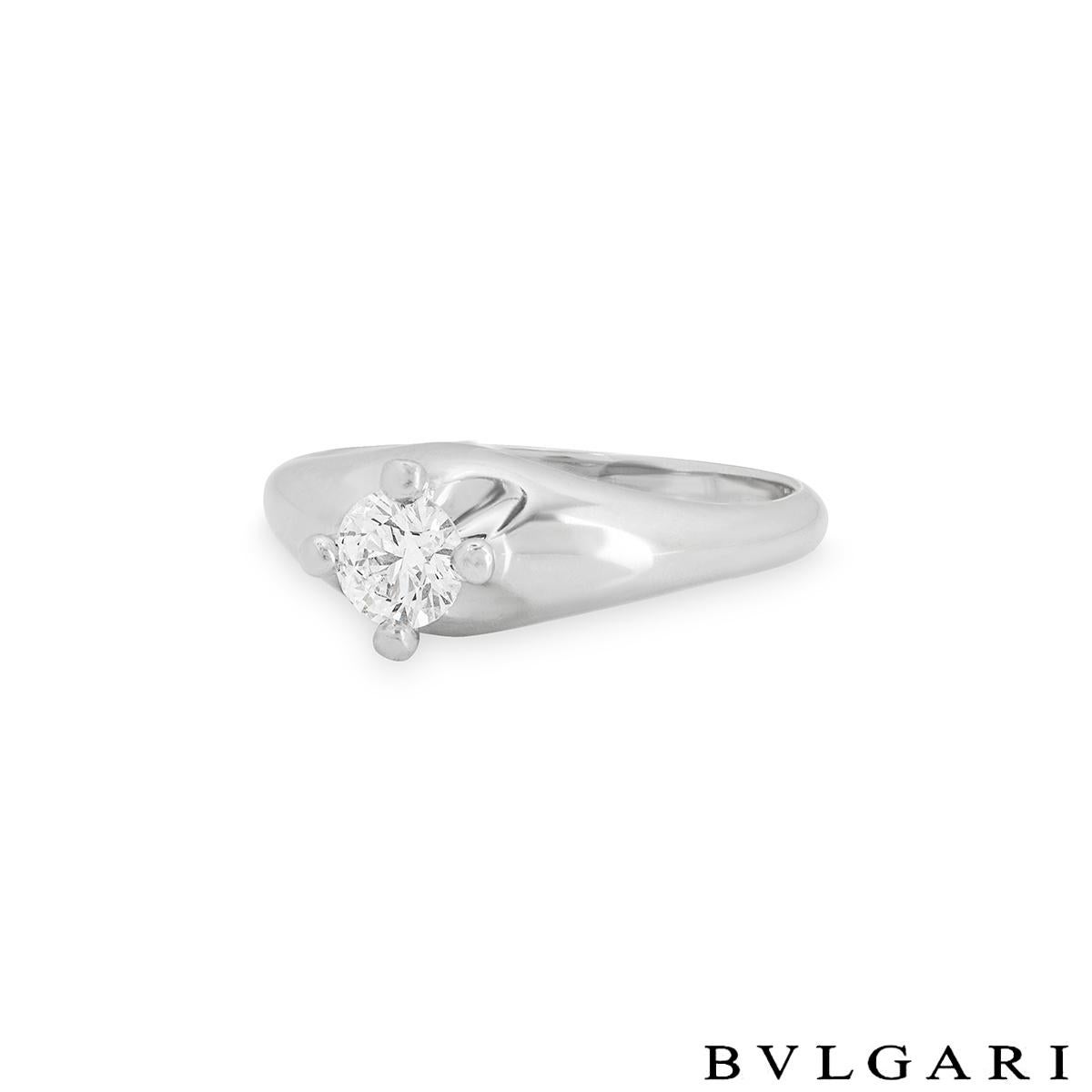 Bague couronne en platine Bvlgari avec diamants 0,33 carat D/VVS2 certifiés par le GIA Excellent état - En vente à London, GB
