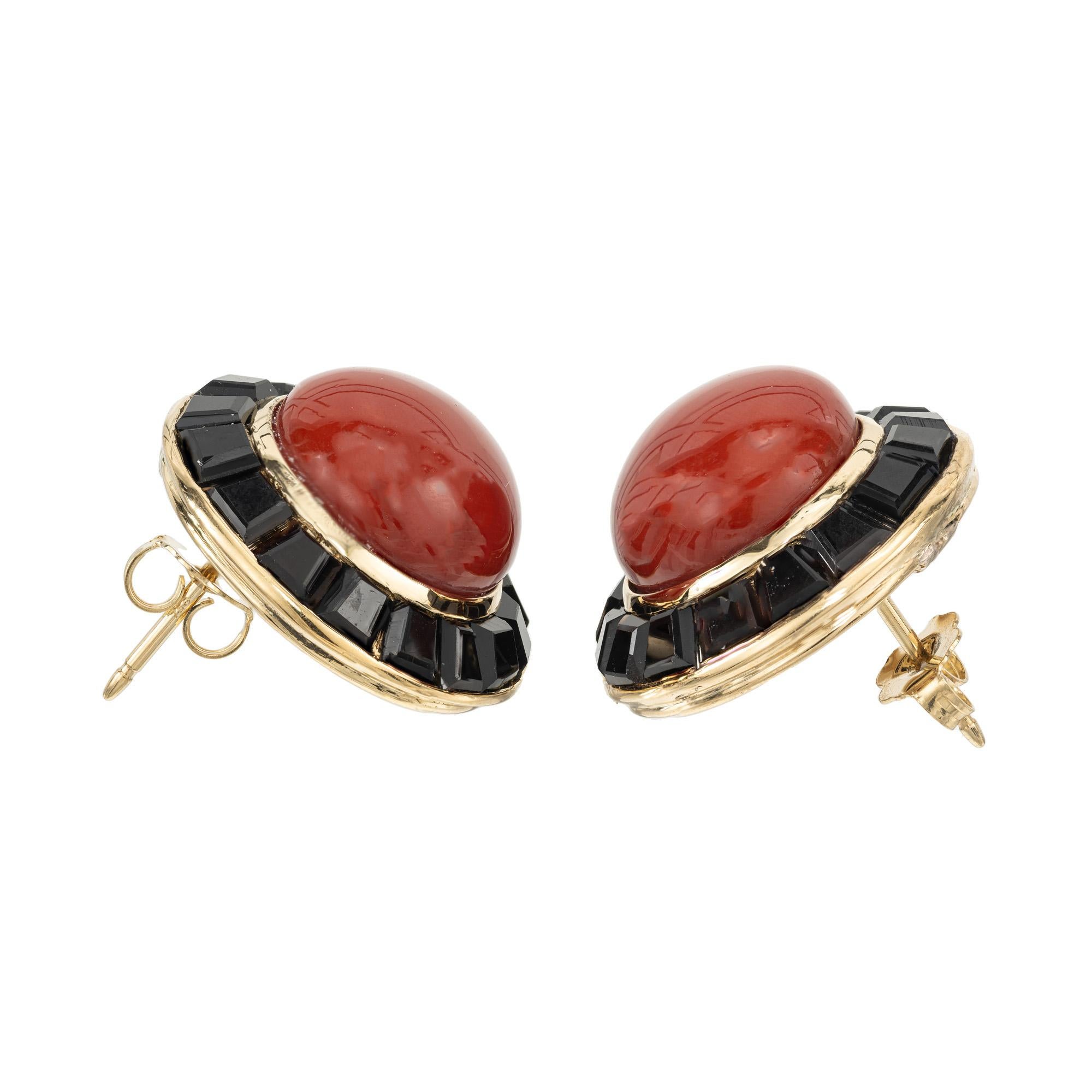 GIA Certified Cabochon Round Red Coral Black Onyx Gold Earrings In Good Condition For Sale In Stamford, CT