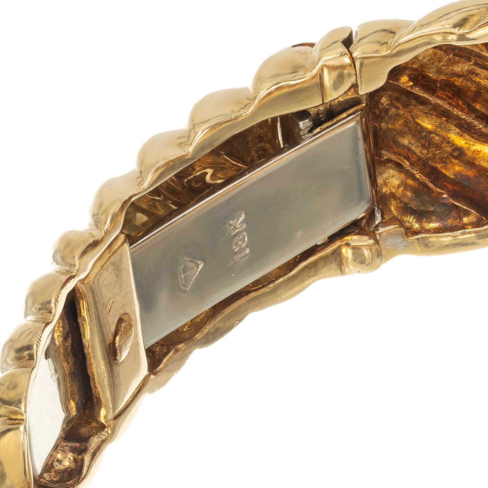 Bracciale in oro giallo con diamanti e calcite certificati GIA in vendita 2