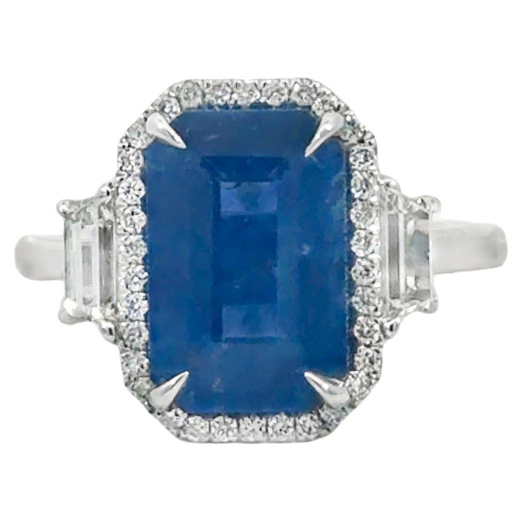 GIA Certified Ceylon Sapphire and Diamond 3-Stone Ring en venta