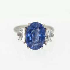 GIA Certified Ceylon Sapphire and Trapezoid Diamond Platinum Ring