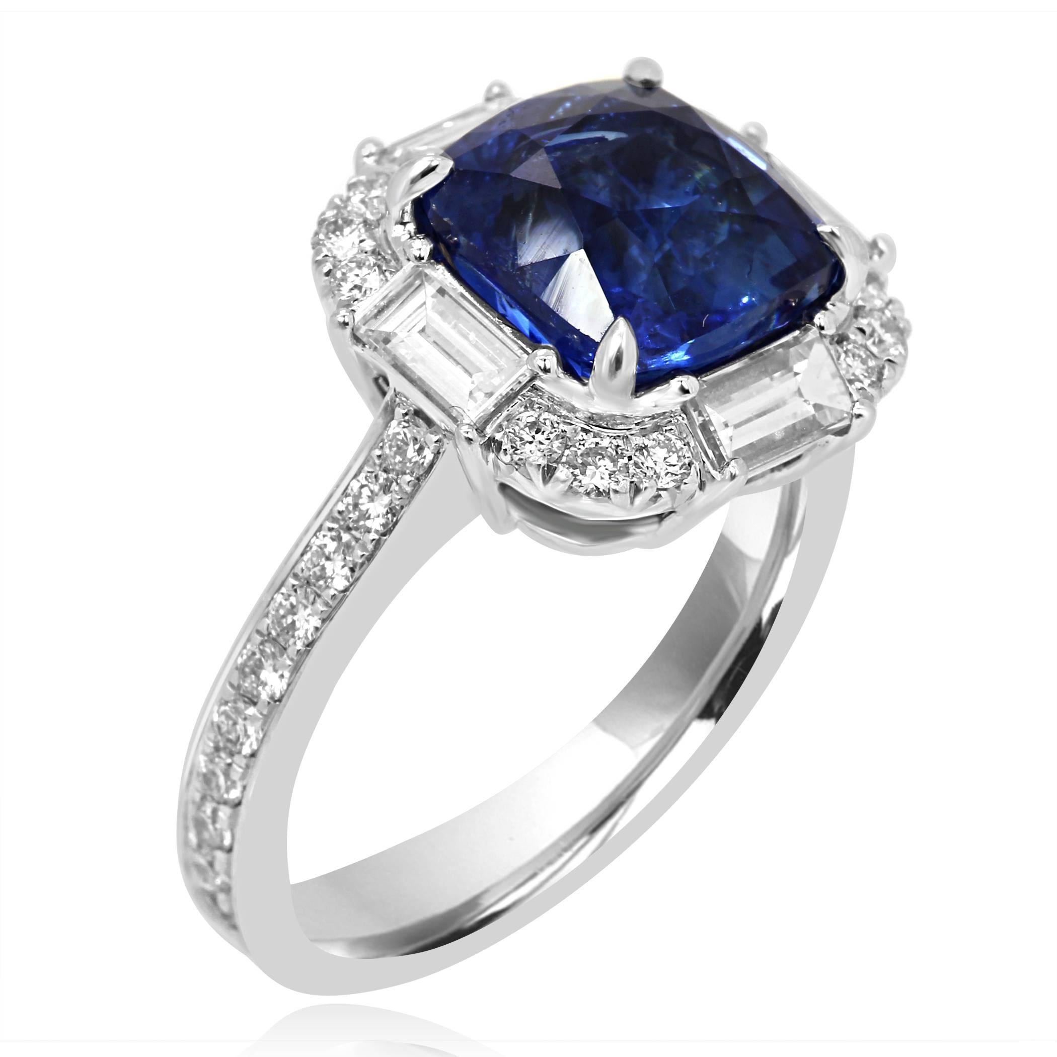 Cushion Cut GIA Certified Ceylon Blue Sapphire Diamond Halo Gold Bridal Fashion Ring