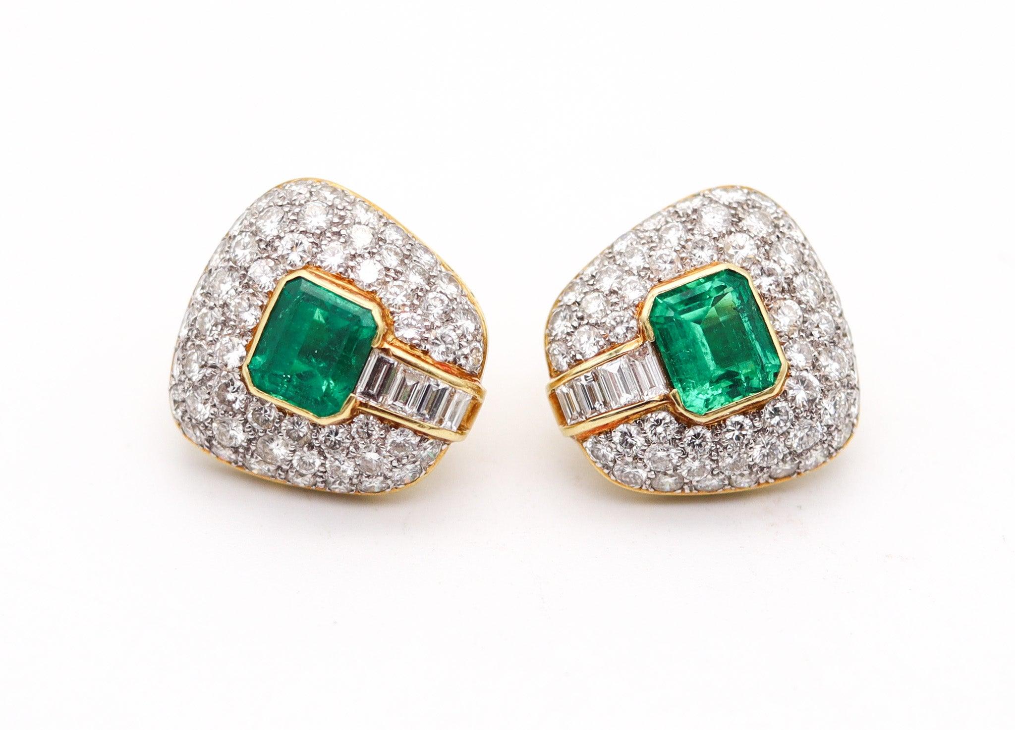 Modernist GIA CERTIFIED Clips Earrings In 18Kt Gold With 13.04 Ctw In Emeralds & Diamonds For Sale