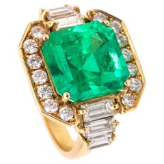 Gia Certified Cocktail Ring 18Kt Gold With 10.32 Ctw Colombian Emerald & Diamond