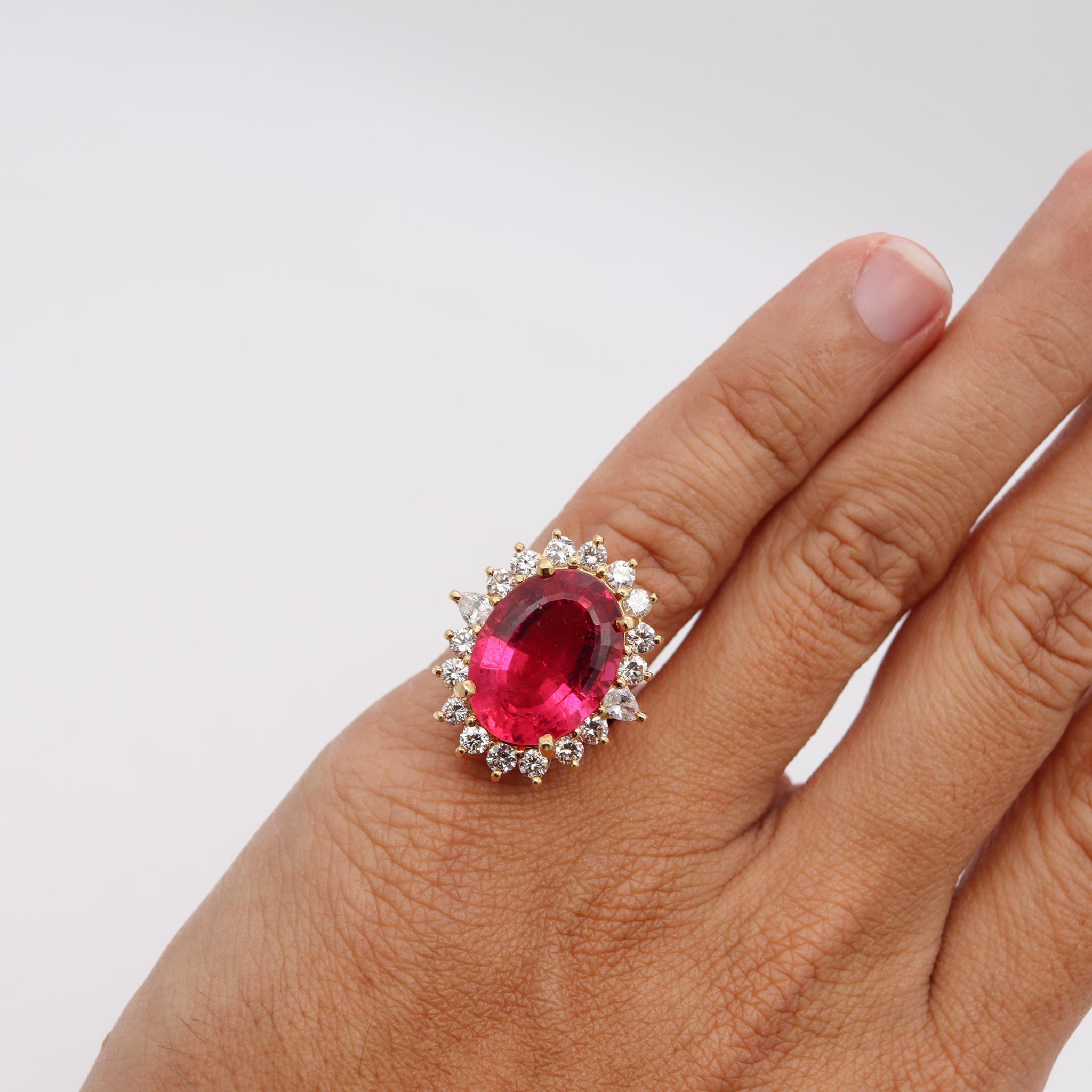 GIA Certified Cocktail Ring in 18kt Gold with 14.80 Ctw Diamonds & Rubellite For Sale 1