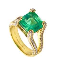 Bague cocktail certifiée GIA en or 18 carats avec 6,58 carats d'émeraudes et diamants