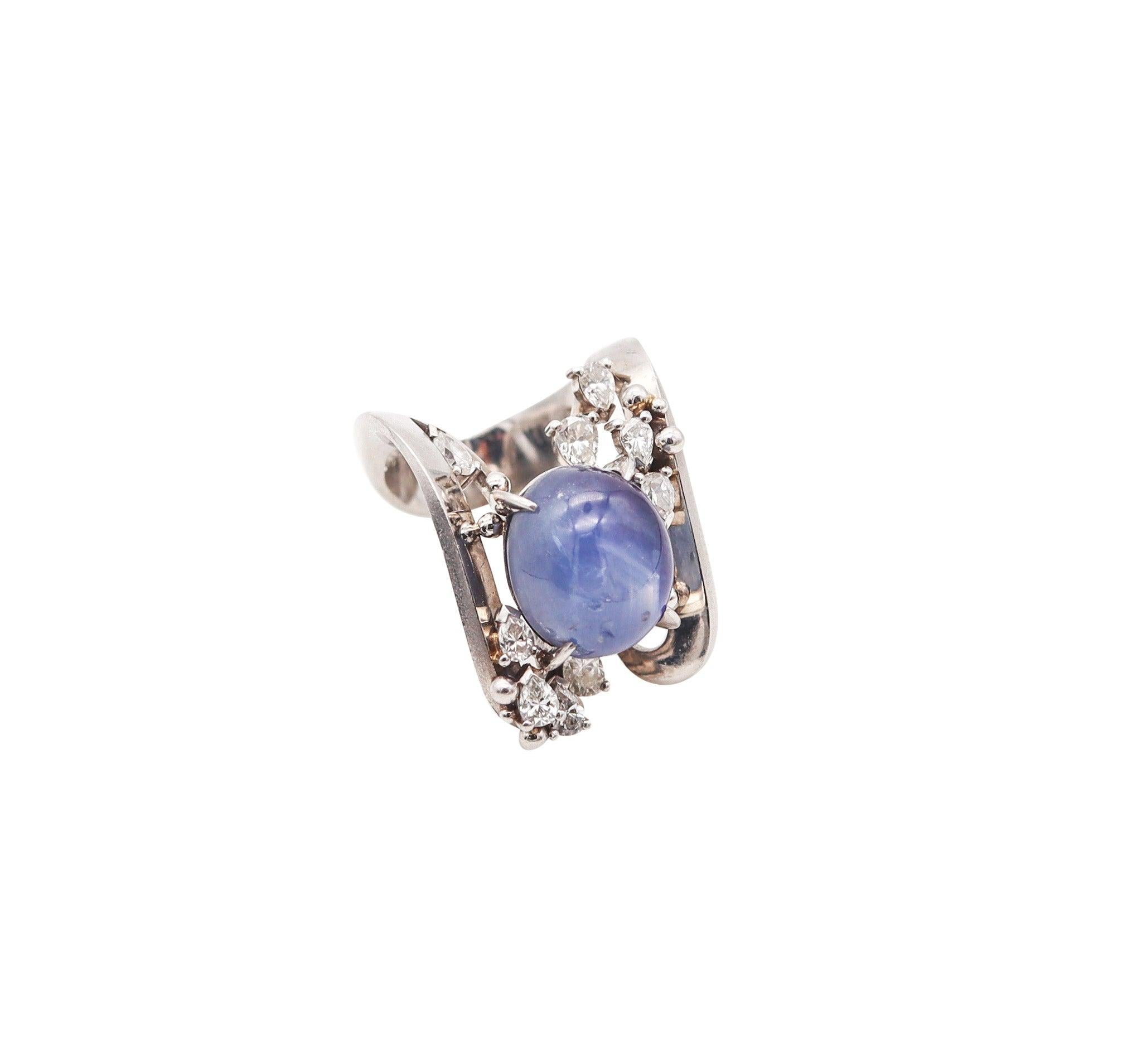 GIA CERTIFIED Cocktail Ring In Platinum With 15.40 Ctw Sapphire And Diamonds For Sale 2