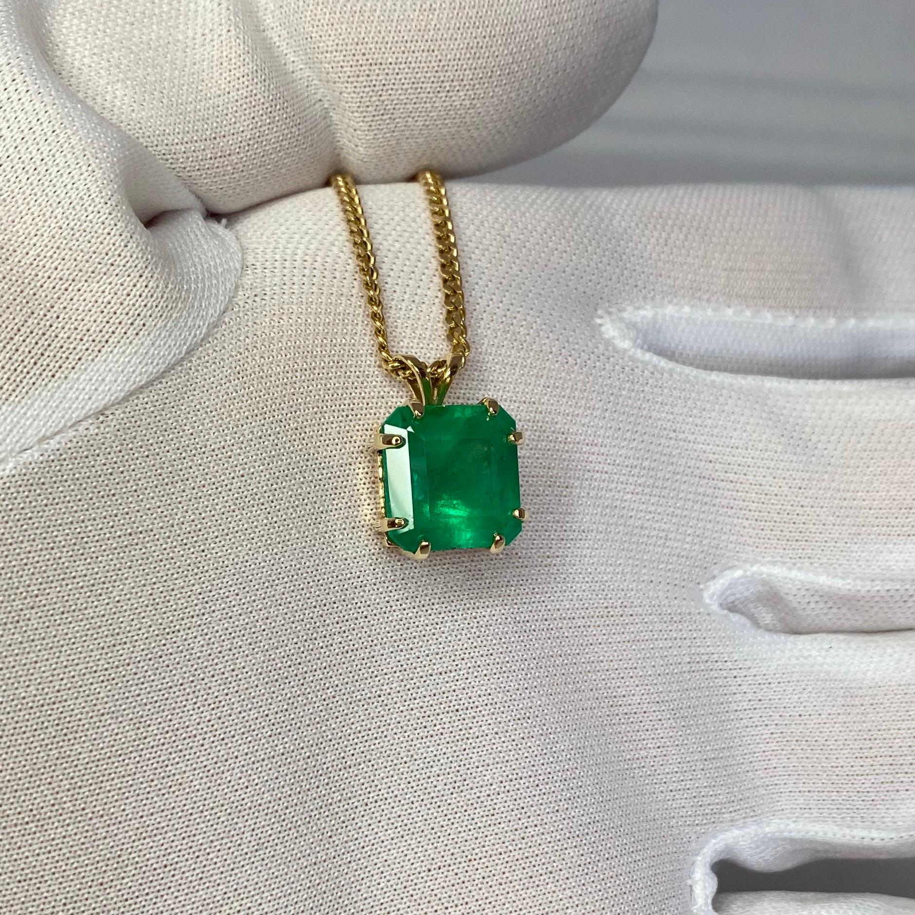 GIA Certified Colombian Emerald 6 Carat Yellow Gold Emerald Cut Pendant Necklace 6