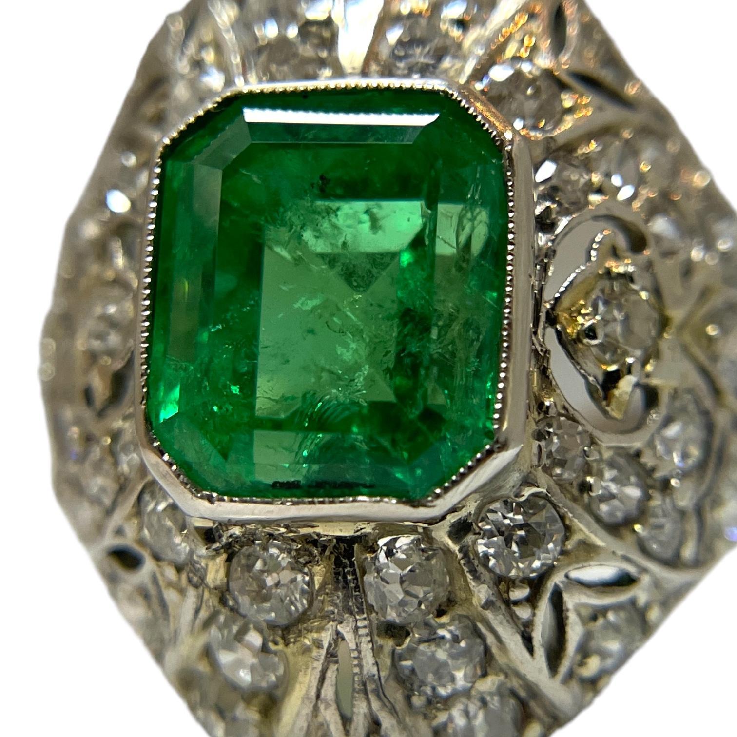 GIA zertifiziert kolumbianischen Smaragd Art Deco Ring: Ein Platin-Schatz aus den 1930er Jahren (Art déco)