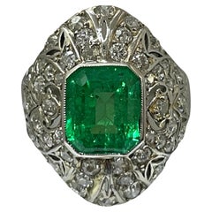 GIA zertifiziert kolumbianischen Smaragd Art Deco Ring: Ein Platin-Schatz aus den 1930er Jahren