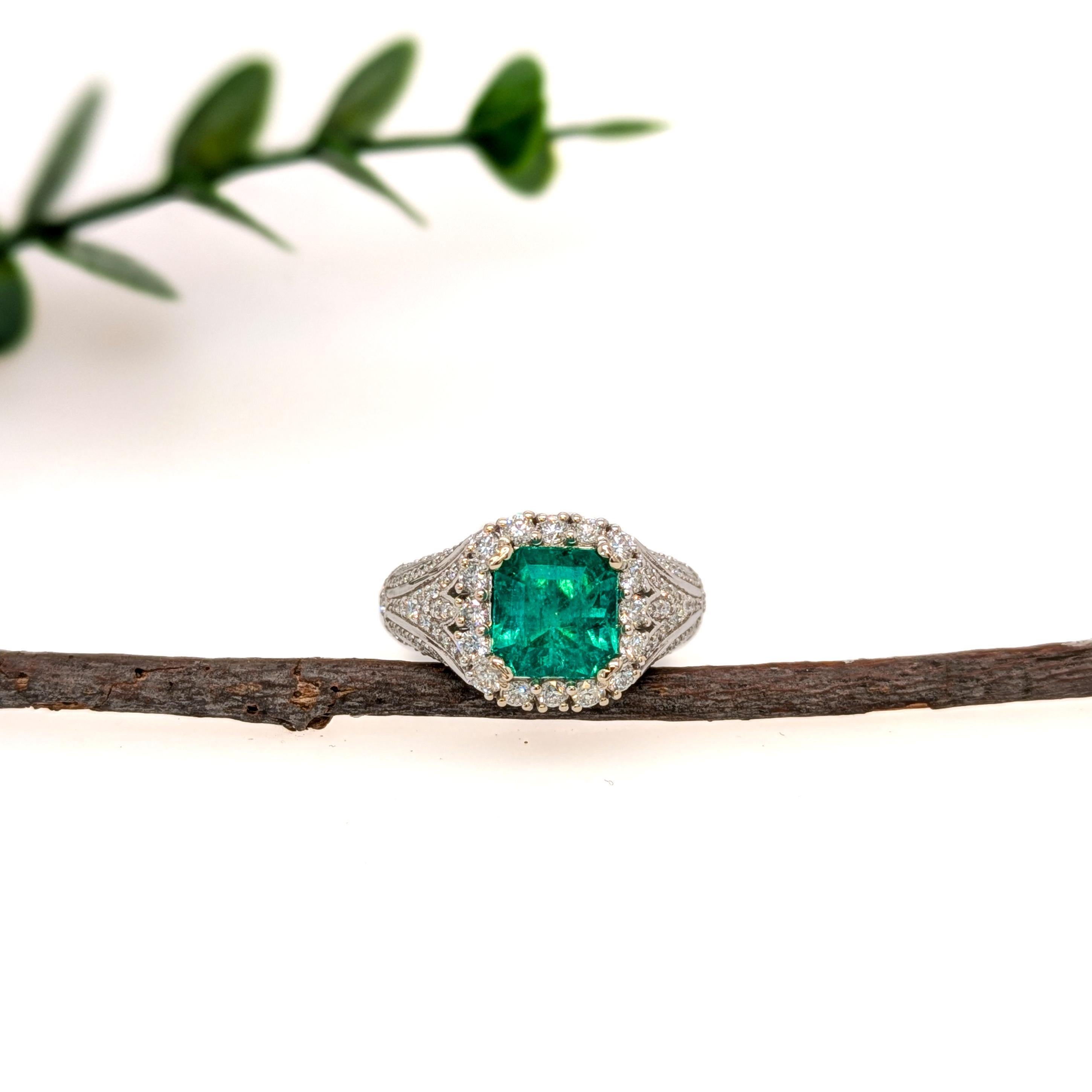 GIA Certified Colombian Emerald Bespoke Heirloom Ring In New Condition In Columbus, OH