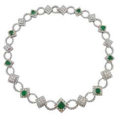 Collar de Esmeralda Colombiana y Diamantes Certificado por GIA, 24,9 Quilates Totales, Oro de 18K
