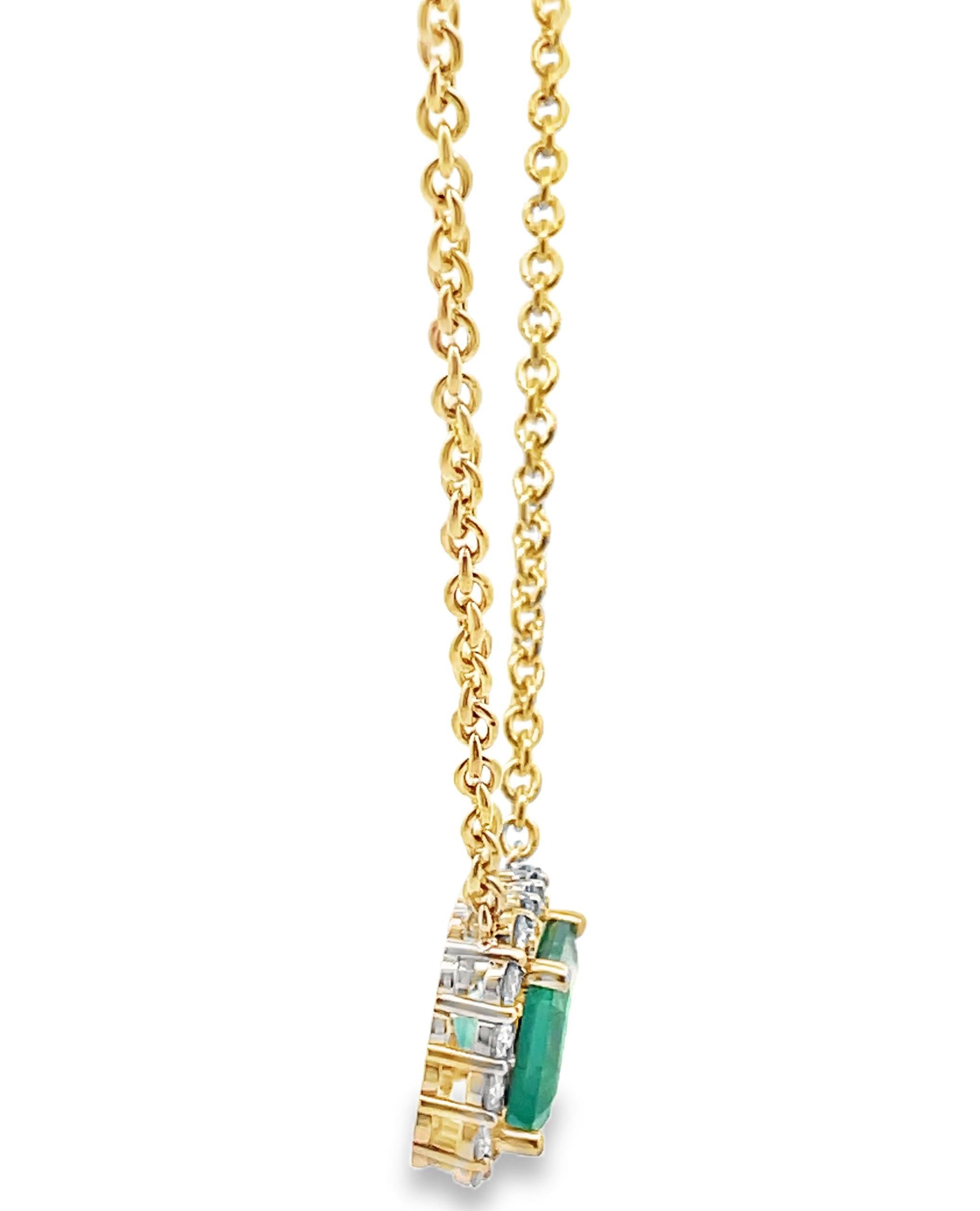 Contemporaneo Collana con smeraldo colombiano e diamante certificata GIA in oro giallo 14K in vendita