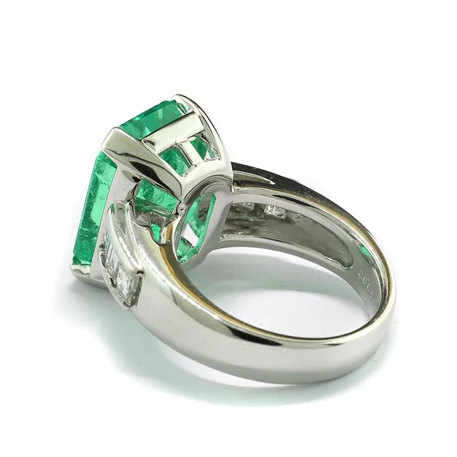 Octagon Cut GIA certified Colombian Emerald Ring only minor oil Diamond ring 900-Platinum