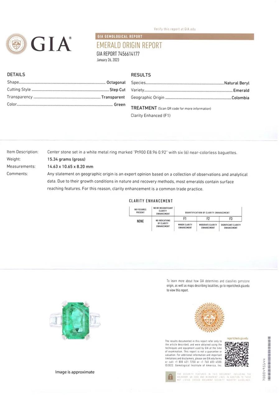 GIA certified Colombian Emerald Ring only minor oil Diamond ring 900-Platinum In New Condition In München, DE