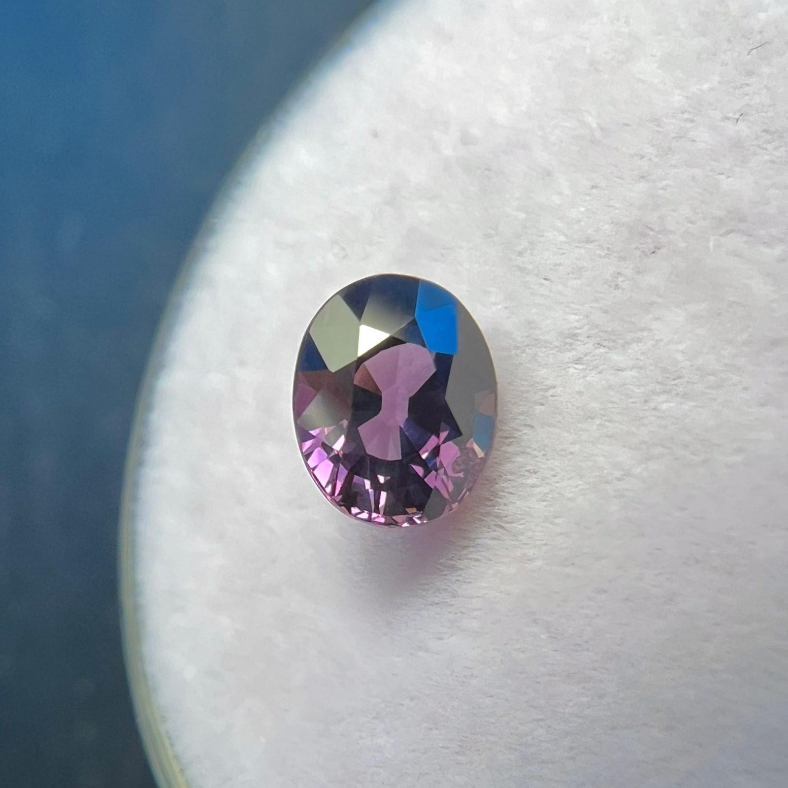 Gia Certified Colour Change Purple Sapphire 1.07Ct Untreated Oval Cut Rare Gem For Sale 2
