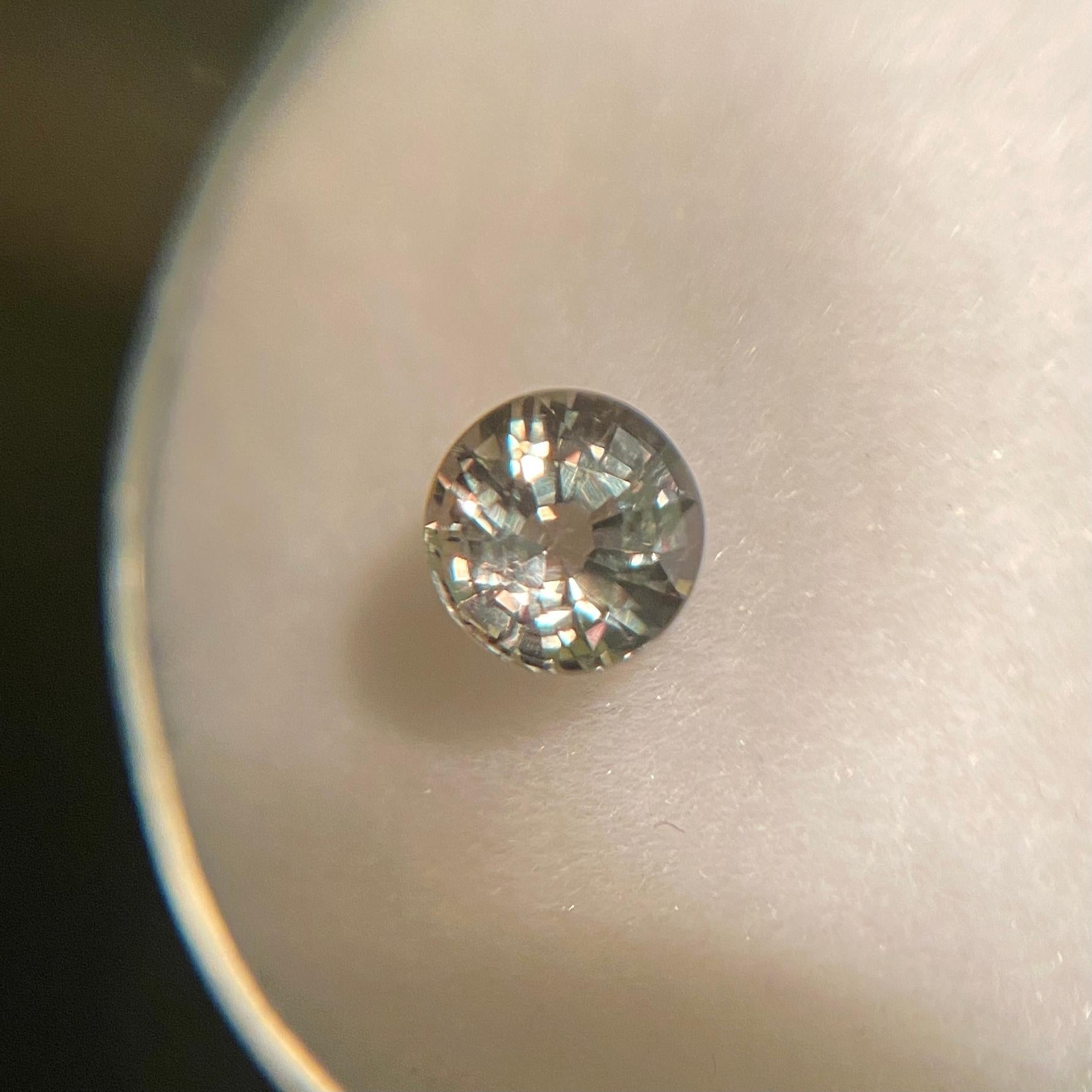 GIA Certified Colour Change Sapphire 0.76ct Untreated Round Cut Unheated Rare For Sale 4