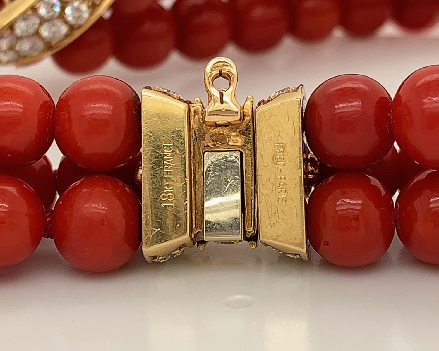 GIA Certified Coral and Diamond Gold Necklace by Fred Paris In Excellent Condition In New York, NY