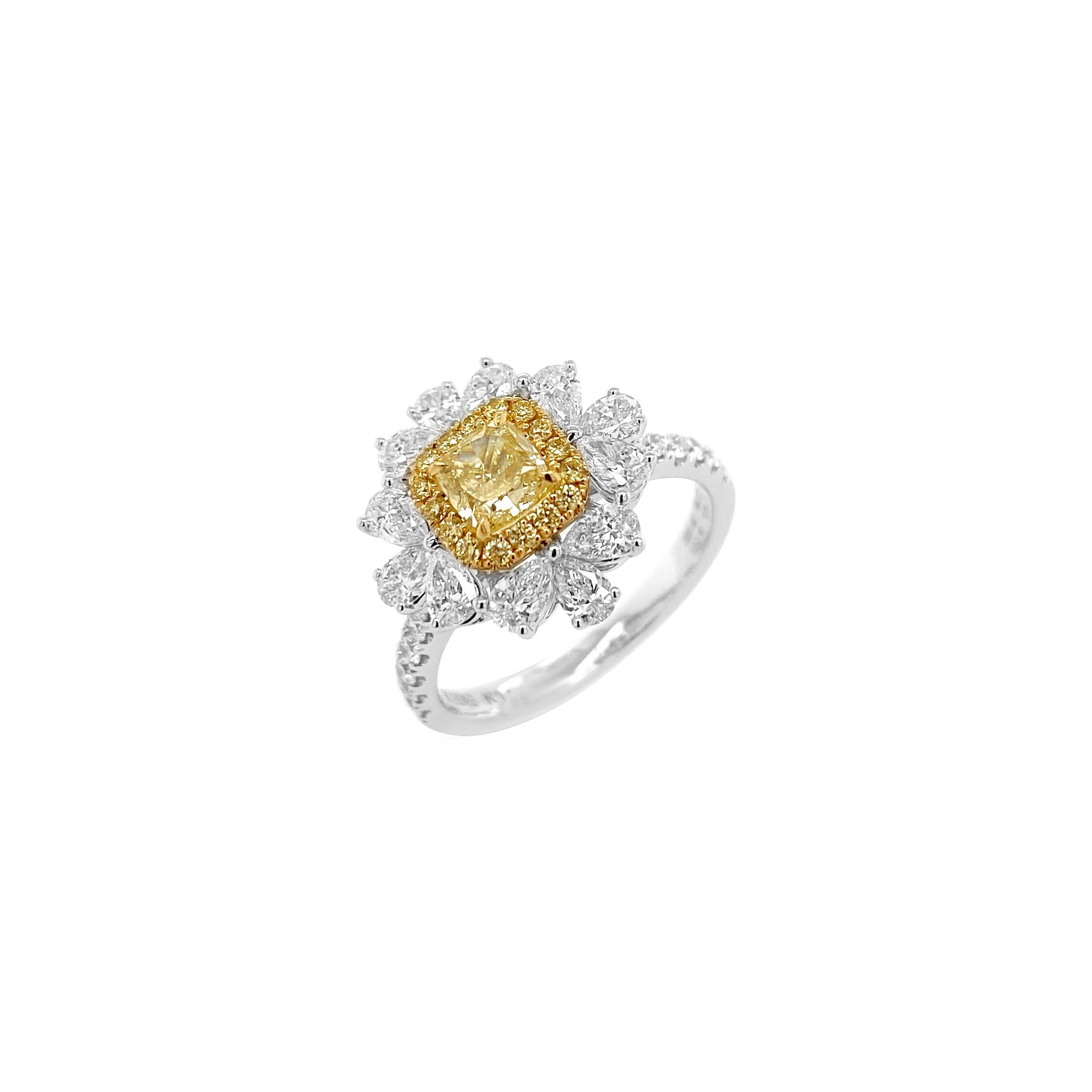 GIA-zertifizierter Ring mit natürlichem gelben Fancy-Diamanten und weißem Diamanten im Kissenschliff (Art déco) im Angebot